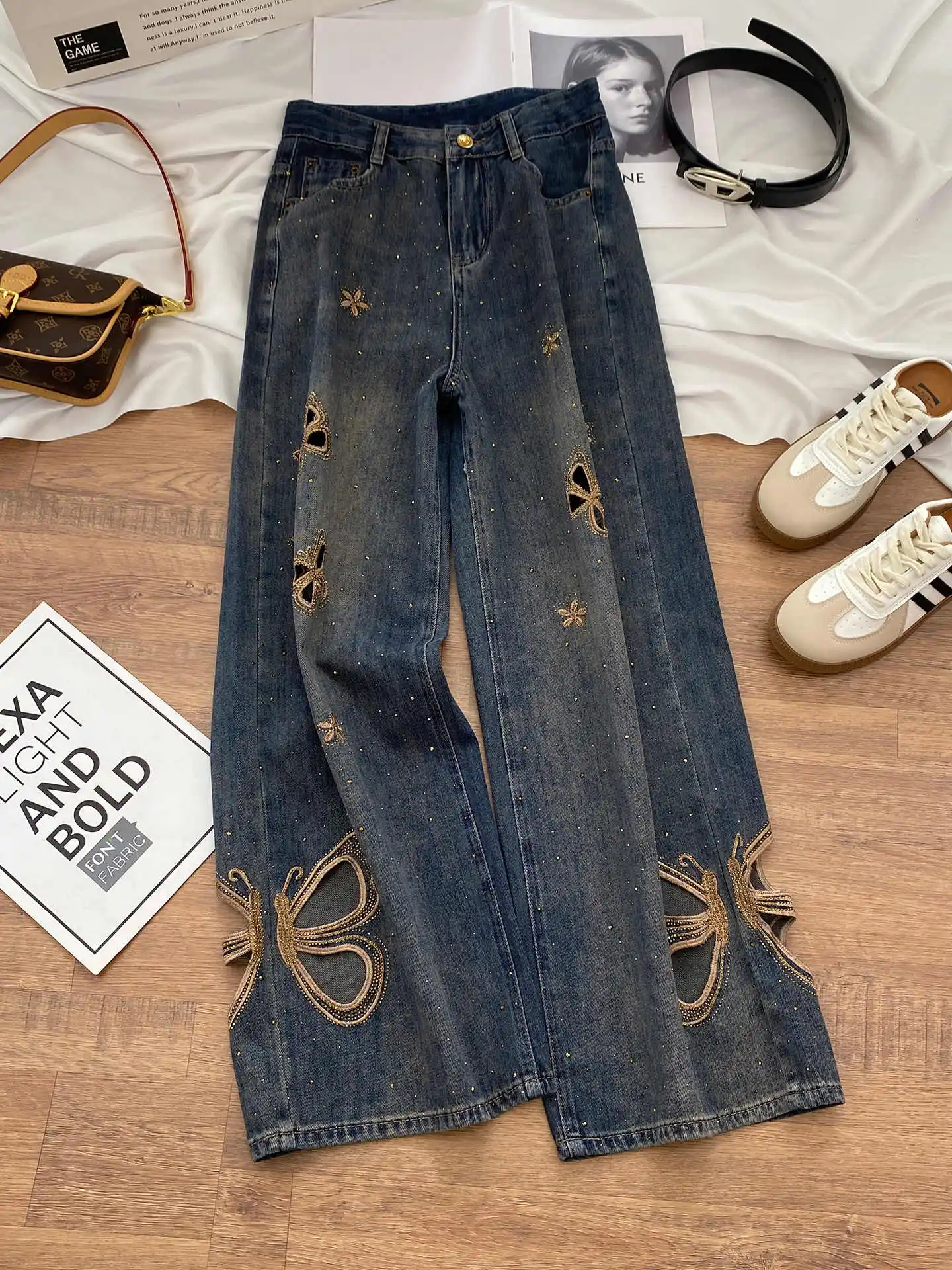 

Джинсы женские с высокой талией, весна-лето 2026, с обильной вышивкой, ажурные, облегающие, расклешенные, модные, в уличном стиле