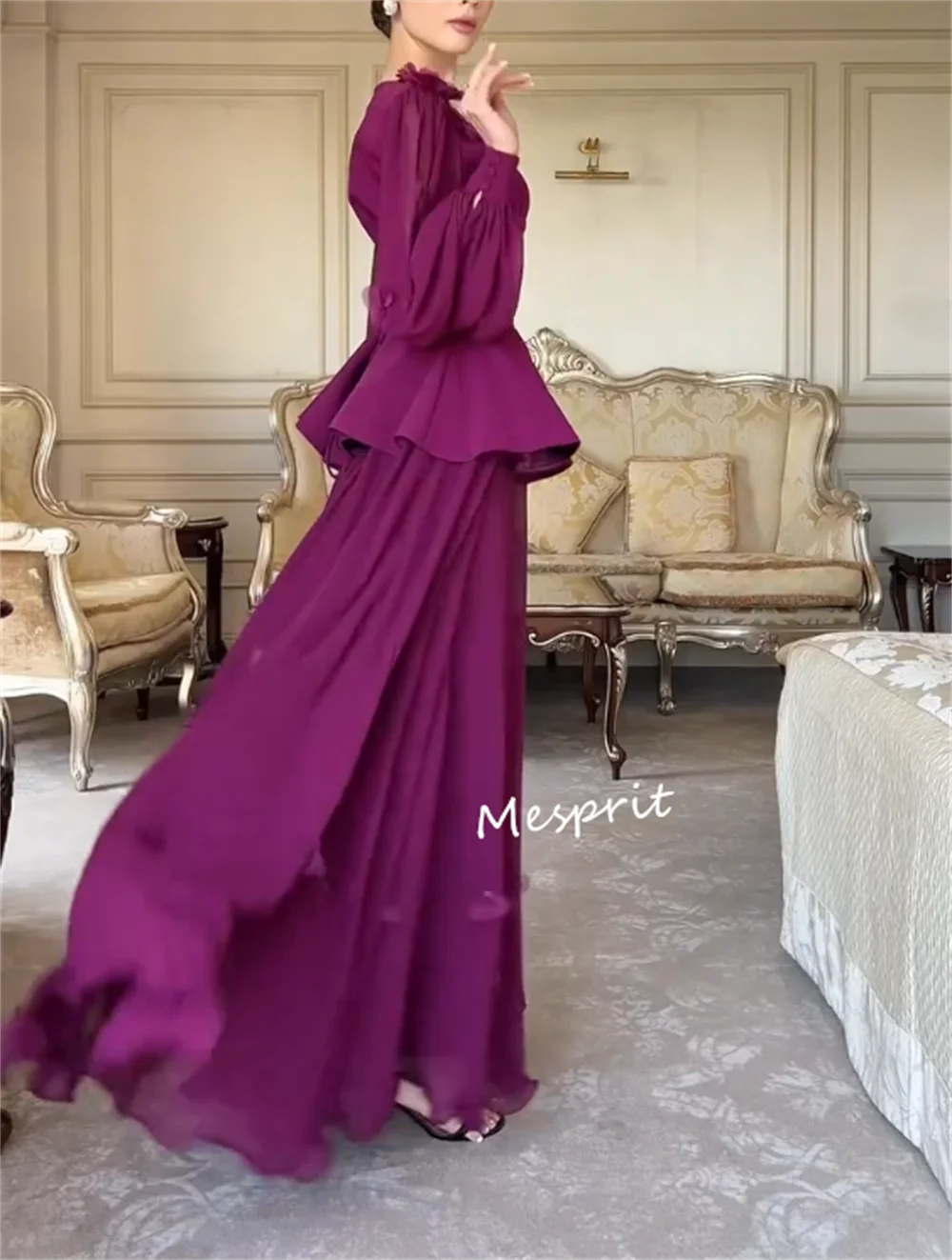 Abiti lunghi a trapezio con scollo quadrato in jersey personalizzato con pieghe e applicazioni su misura, occasione su misura, abito da ballo, elegante ospite di nozze