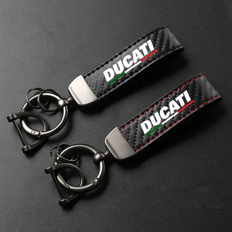 1PCS For Ducati Hypermotard 950 939 821 796 1100 Motorcycle Accessories Motorcycle Keychain Keyring Carbon FiberHigh-Grade