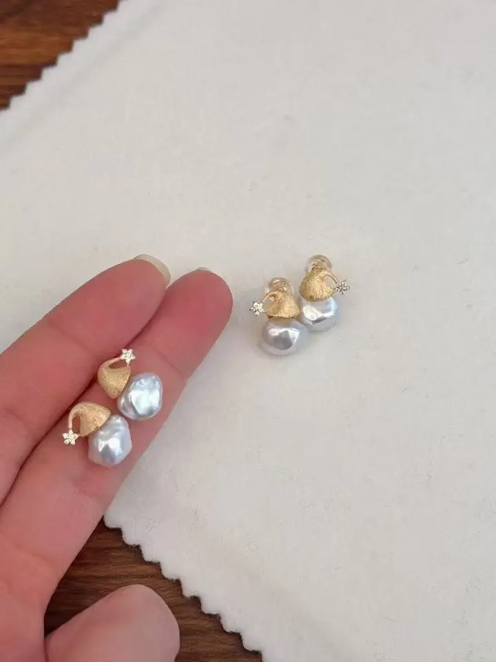

Certificated 925 Silver Santa Claus Ear Stud Freshwater Keshi Christmas Jewelry Accessory Irregular Baroque Pearl Tiny Earrings