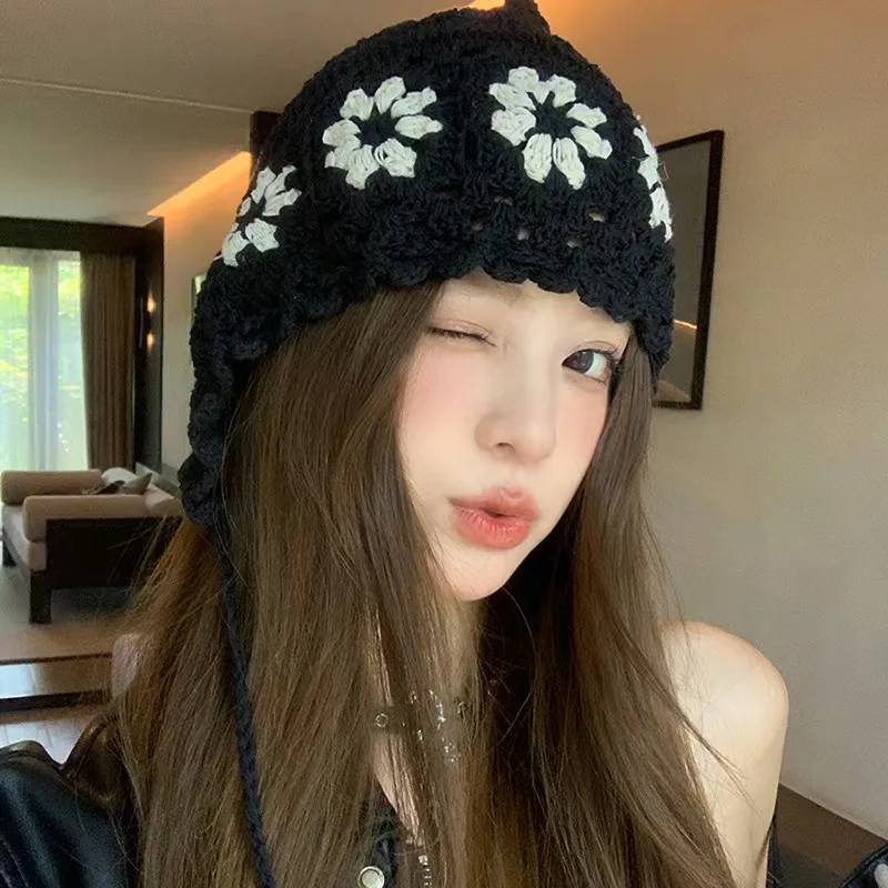

Women's Crochet Flower Beanie Hat Autumn Handmade Knitted Skullies Cap Female Hollow Beanies Cap Outdoor Foldable Sunscreen Hats