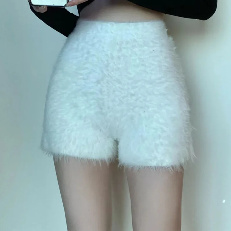 Black White Plush Shorts Womens Slim High Waist Winter Autumn Thick Velvet Pants Aesthetic Elegant Cute Y2k Korean Shorts