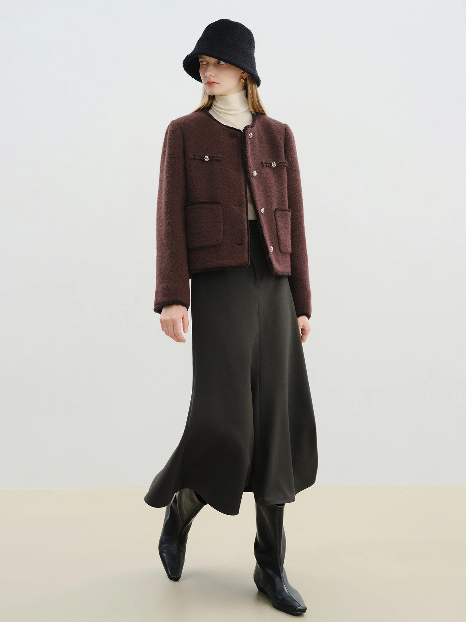 ZIQIAO 2025 Winter Women's Retro Tweed Short Coat - Textured Single Breasted Jacket Casual Elegant Outerwear