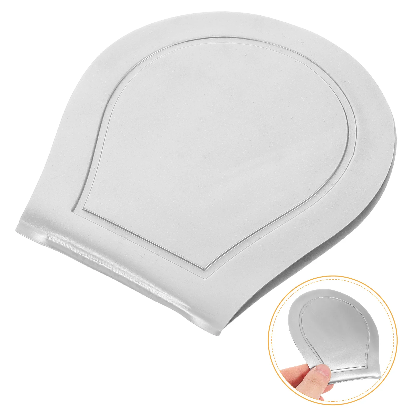 

Stylish Portable Golf Ball Cleaner Compact Towel with Soft Cotton Interior Ideal for Travel and Outdoor Golf Maintenance Tool