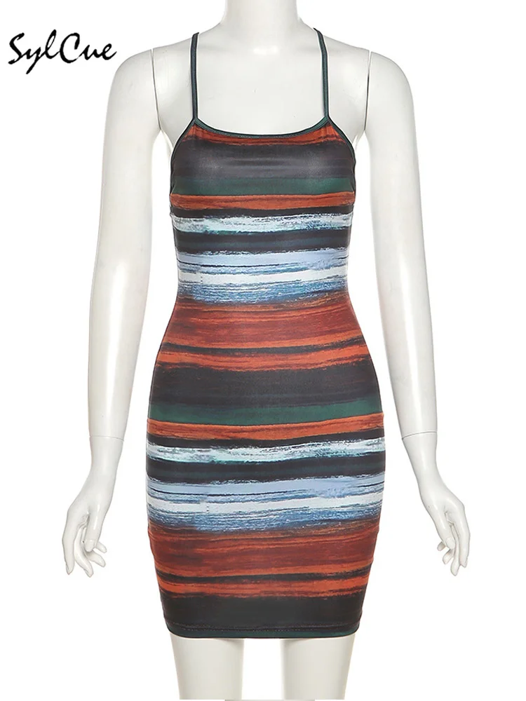 เดรสไหมพรมรัดรูปสไตล์ลำลองลายทางฤดูร้อน ดีไซน์เย้ายวน ยืดหยุ่นสูง ใส่สบาย ดูอ่อนหวาน เหมาะกับสาวๆ ทุกสไตล์