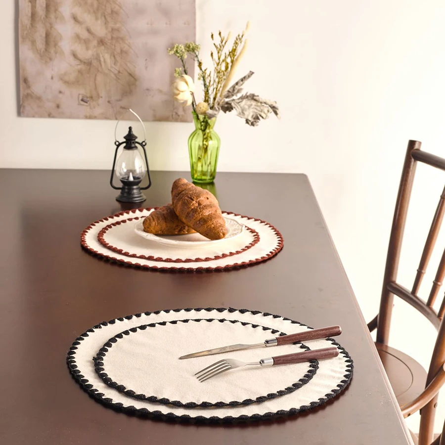 

Cotton Linen Placemat Table Decoration Plain Embroidered Insulation Pads Round Solid Color Place Mat for Dining Table