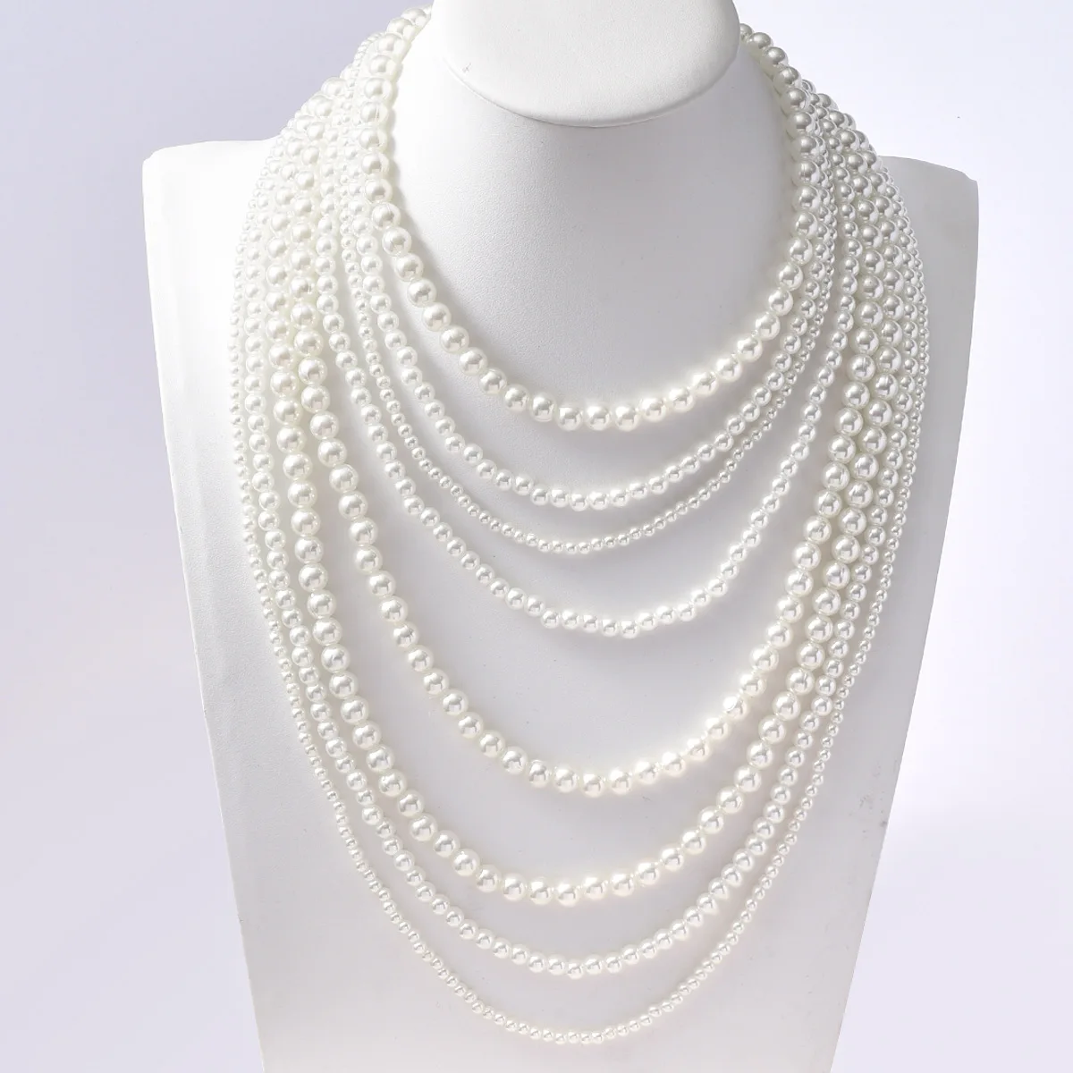 Image of Vintage-Halskette mit Imitationsperlen, Art-Deco-Flapper-Zubehör für Damen, weiße mehrschichtige Imitationsperlen-Halsketten