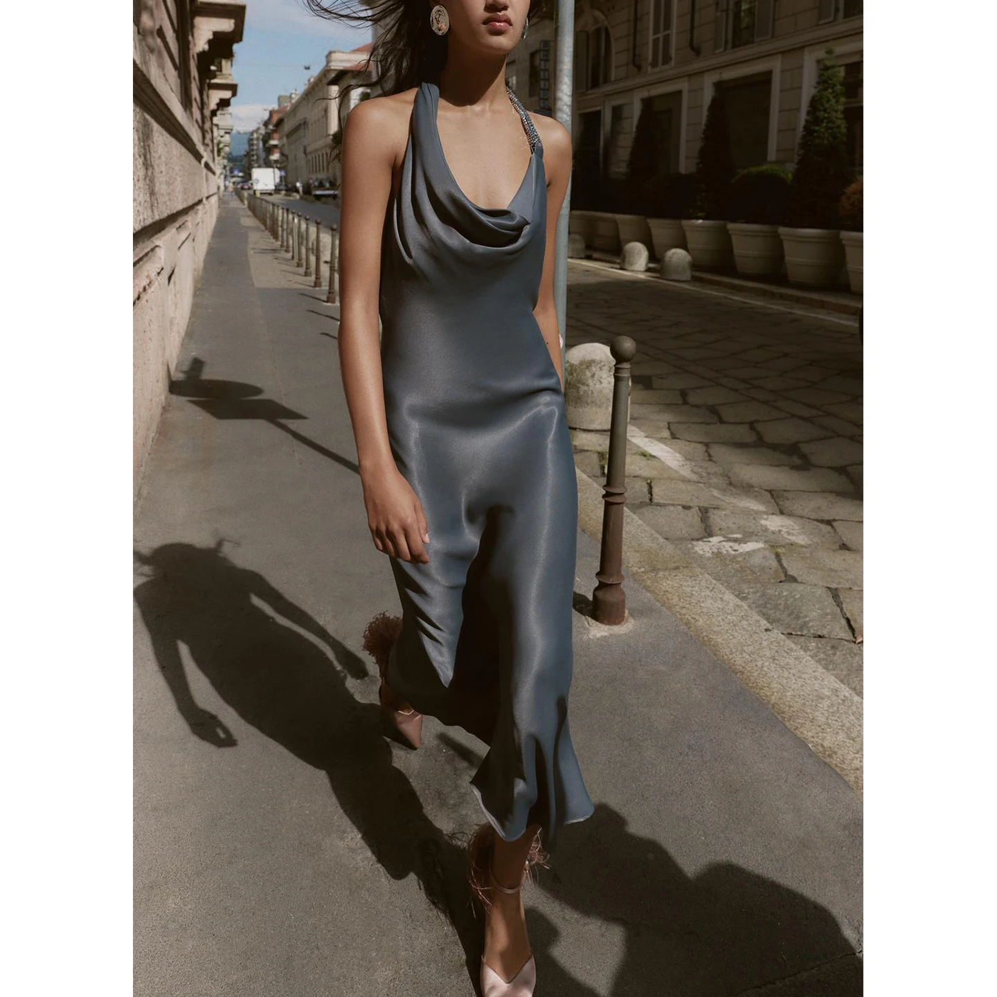 Autunno nuove donne vacanza Sle asimmetrico in rilievo raso di seta texture Midi lungo Dr V-ne A-line Slim Fit Casual Dr