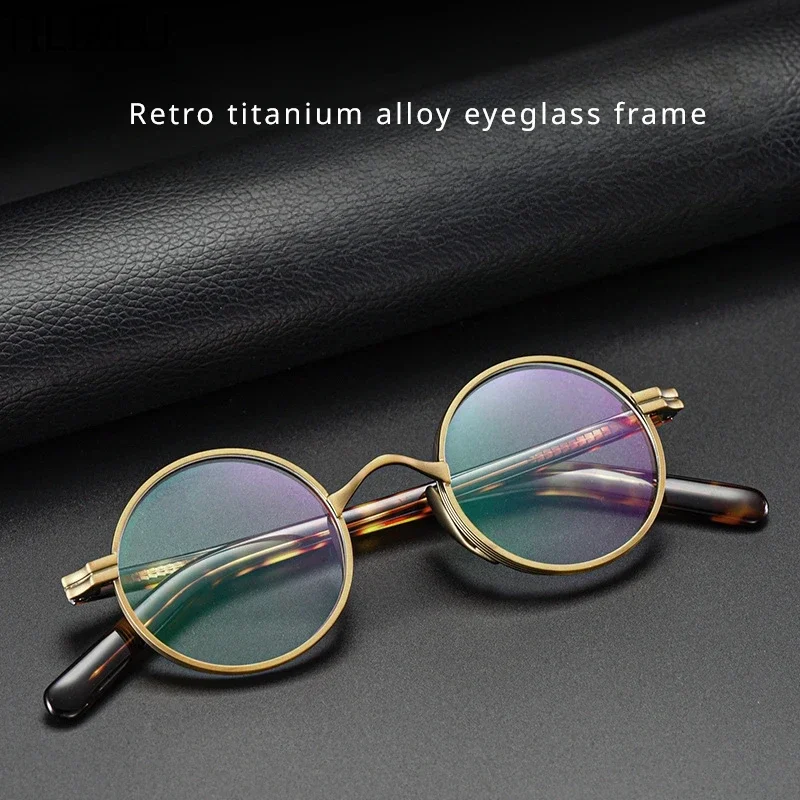 New Japanese-style Titanium Alloy Ultra Light Eyeglass Frame with Retro Design Simple Anti Blue Light Anti Allergy Man Comfort