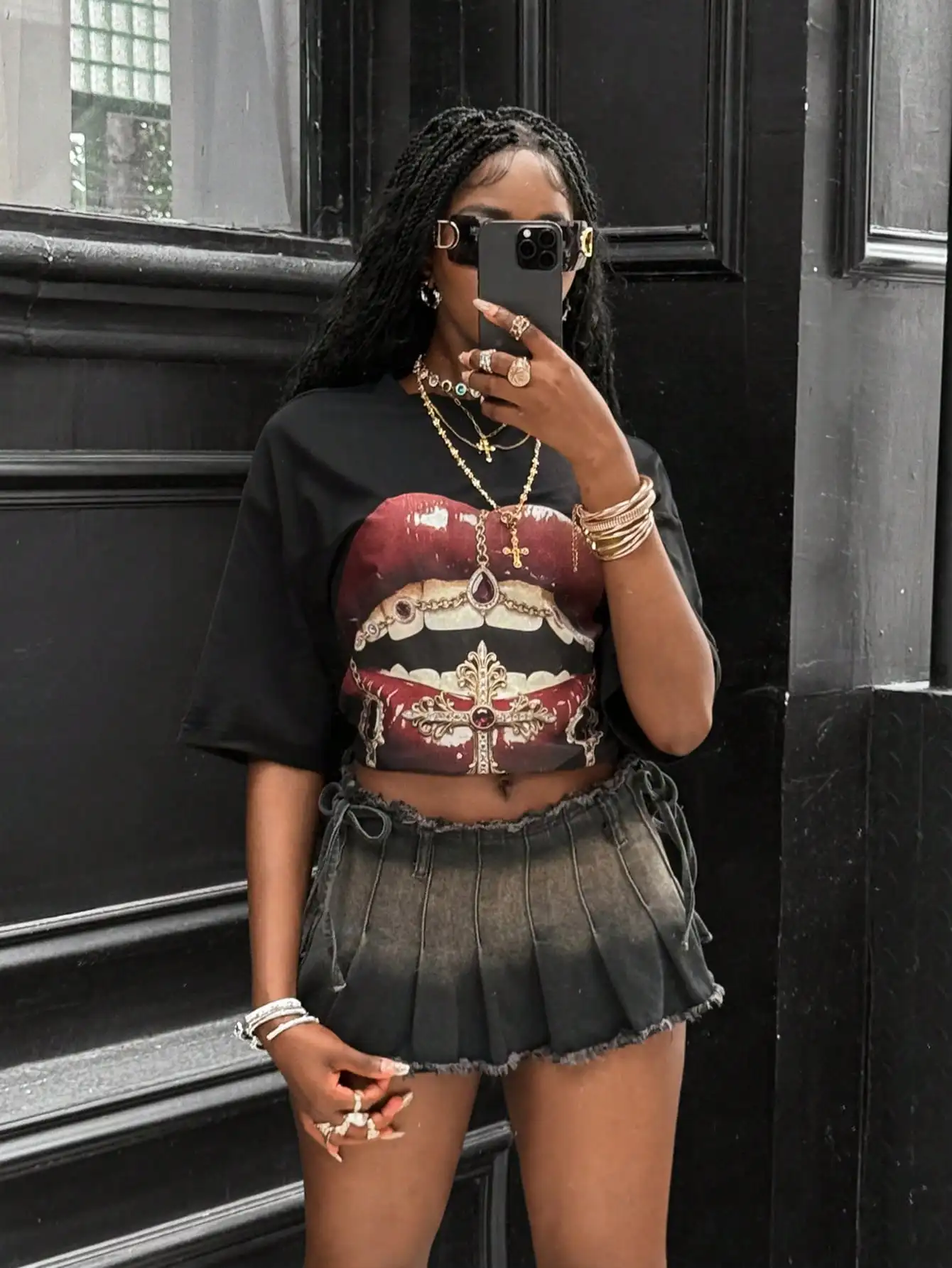 T-Shirt graphique surdimensionné noir pour femmes, avec imprimé lèvres et croix, Style Hip Hop Streetwear, haut court court