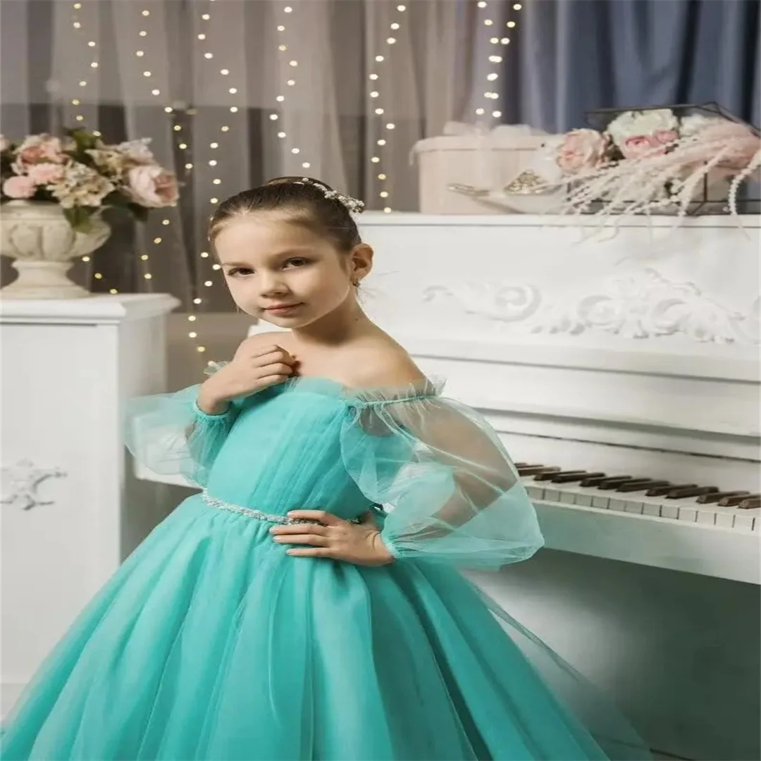 فساتين فتاة الزهور بأكمام منتفخة لحفلات الزفاف بدون أكتاف من التل، فستان للأطفال الصغار مع حزام فستان للفتيات الصغيرات