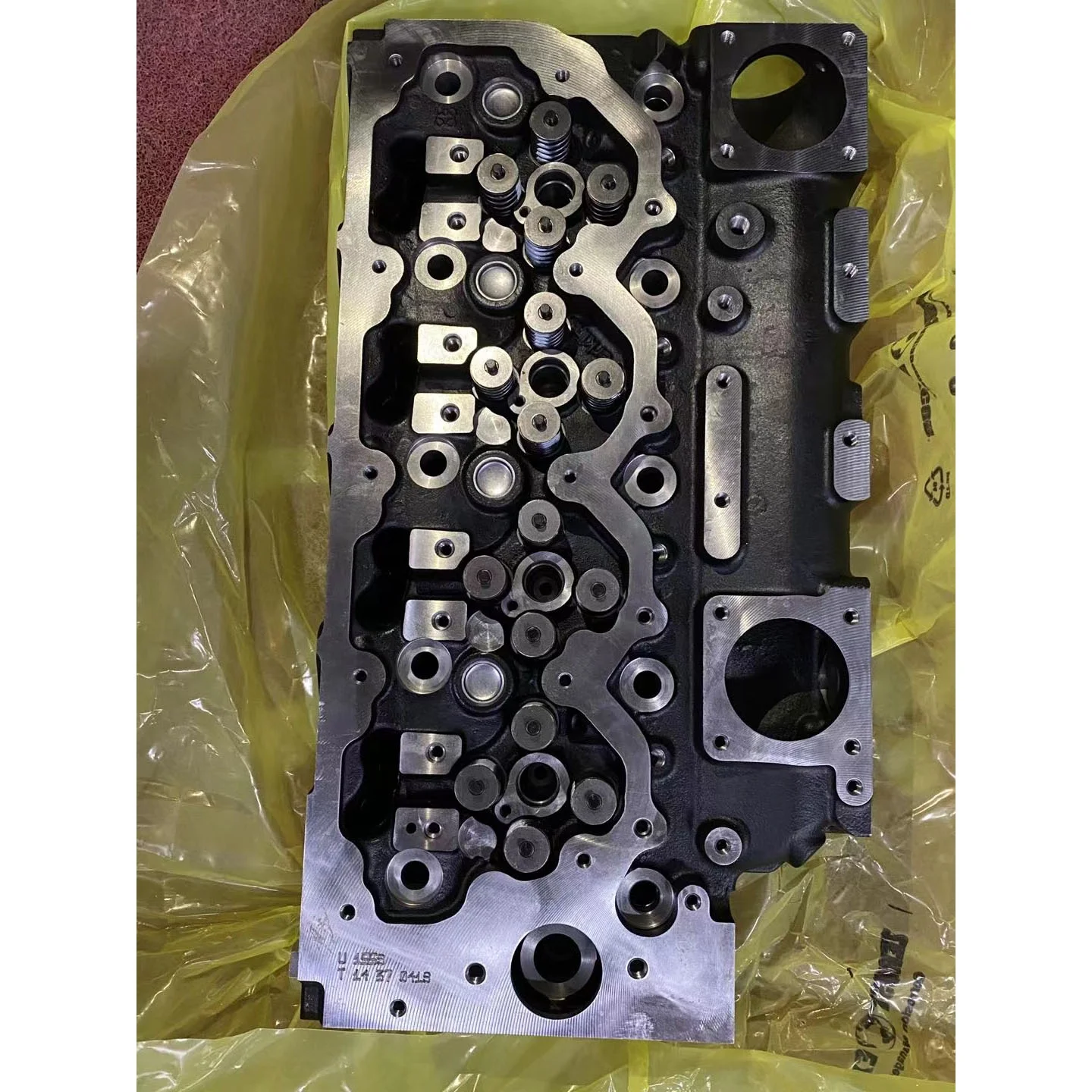 

Cylinder Head 2984526 298-4526 For C4.4 Engine