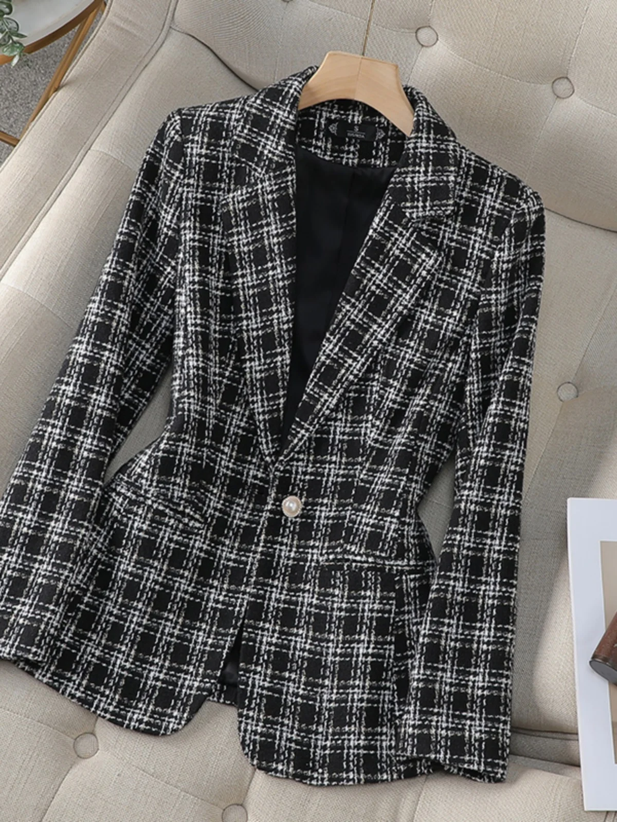 

Женский приталенный костюм в клетку, весна 2025, с отложным воротником, элегантный, для повседневной носки и официальных мероприятий