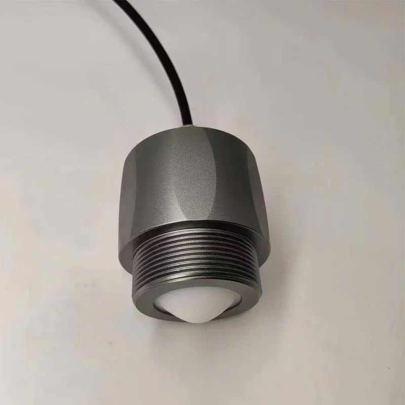 

Радарный датчик уровня диапазона 0–65 м, регулируемый с синим зубом