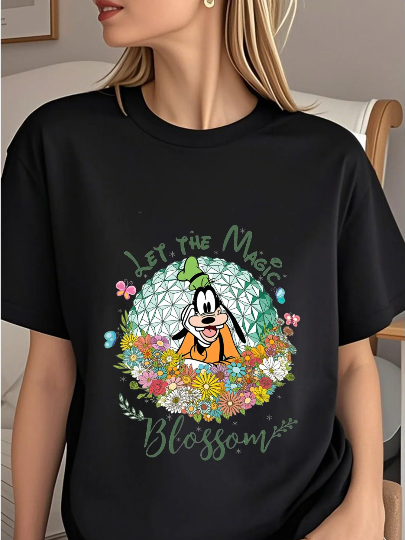 تي شيرت Disney Goofy Floral Magic Graphic 100% للنساء، تصميم تي شيرت صيفي أبيض لطيف، فضفاض كاجوال مناسب #2