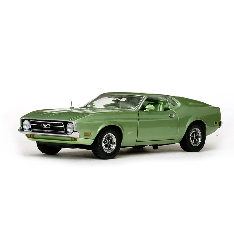 SunStar 1:18 Scale 1971  Mustang Mach I Simulation Alloy Car Model Static Display Collectible Gift Toy Souvenir Decration