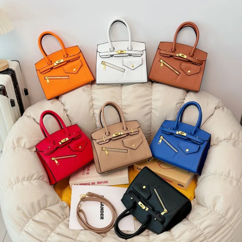 حقيبة حمل ذات سعة كبيرة، حقيبة يد عصرية وبسيطة، حقيبة سفر نسائية متعددة الاستخدامات