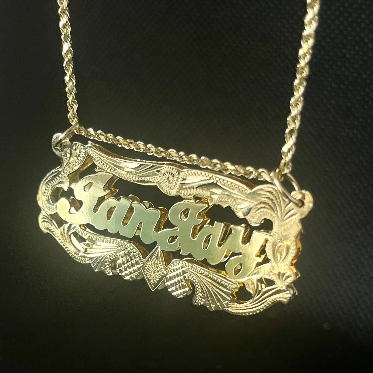 

Custom 18K Gold Plated Double Name Plate Personalized HANDMADE Charm Pendant Detailed 3D Effect Illusion Fancy PENDANT Gift