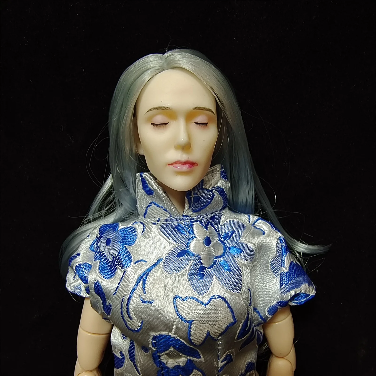 1/6 Female Grey Hair  Head  Expression Women Anime Toys  Girls  Sculpt  Close eyes  Model for 12 " TBL PH  Figure Body