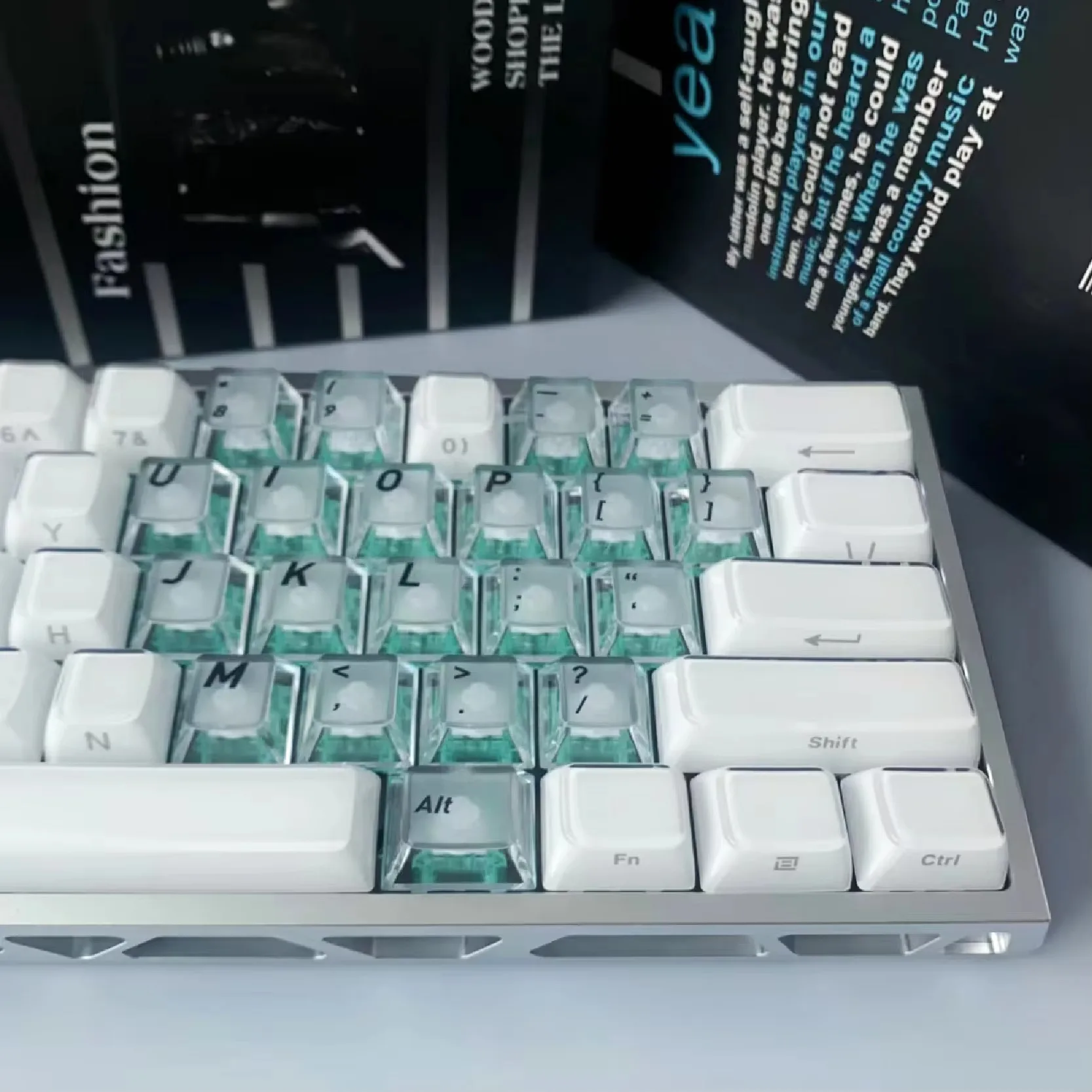 Crystal keycaps splicing love engraving personalized keycaps DIY keyboard accessories custom mechanical keyboard keycaps