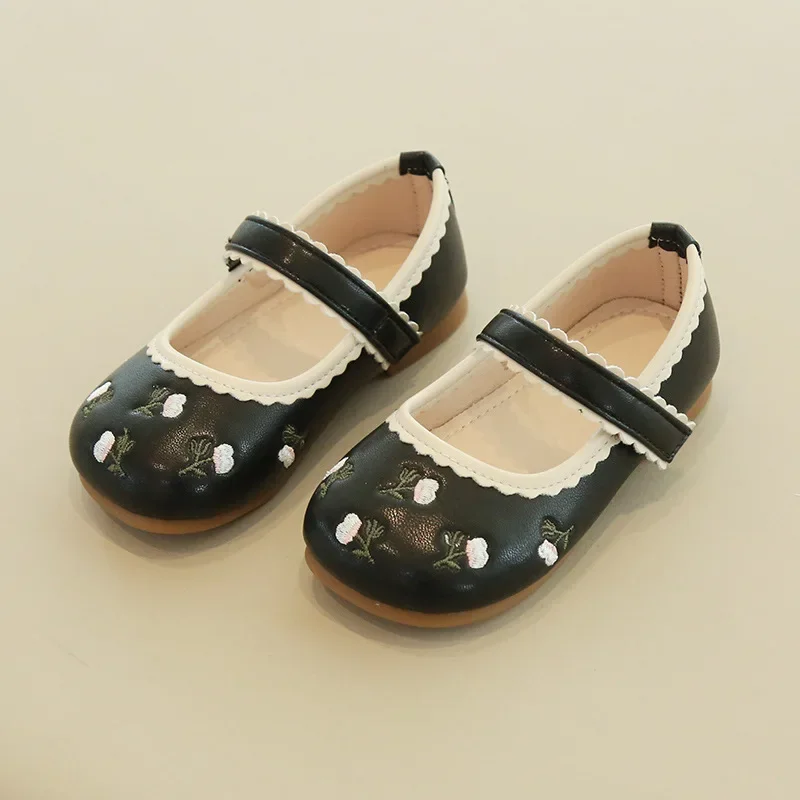 

Spring Summer Girls Soft Soles Lace Princess Shoes Children Embroidered Leather Shoes Girls Round Toe Breathable Single Shoes