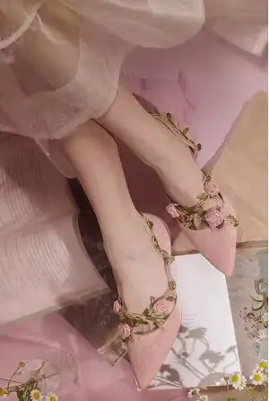 Small Size 33 Sweet Girls Pink Suede Flower Vines Pointed Toe Shallow Slip On 4.5 CM Thin Heels Hollow Pumps Bride Wedding Shoes