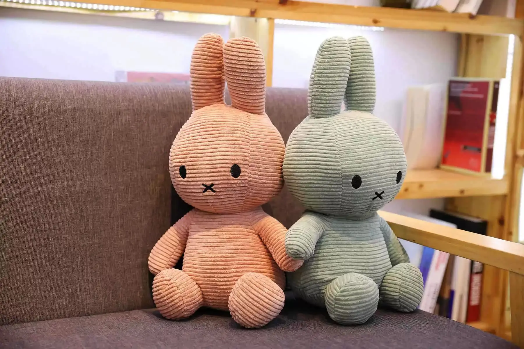 Niedliches Cartoon Miffy Kaninchen Plüschtier, Weiche Baumwollpuppe, Einfacher Schlafbegleiter, Kinder-Komfortkissen, Geschenkspielzeug – Detail 2