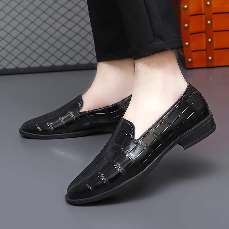 حذاء رجالي كبير الحجم خفيف الوزن ومريح ومسامي منقوش بالحجر عالي الجودة حذاء عصري شبابي #6