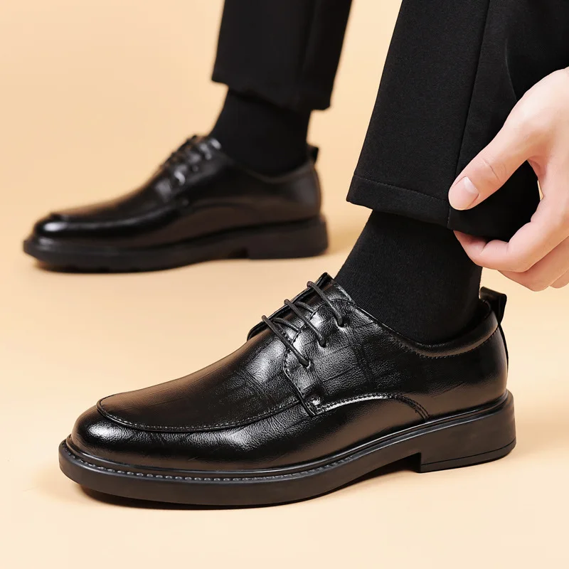 Nowe męskie buty formalne Oryginalne skórzane modne buty do sukienki Męskie włoskie buty biznesowe Biuro Ślub Jednokolorowe sznurowane buty — zdjęcie 6