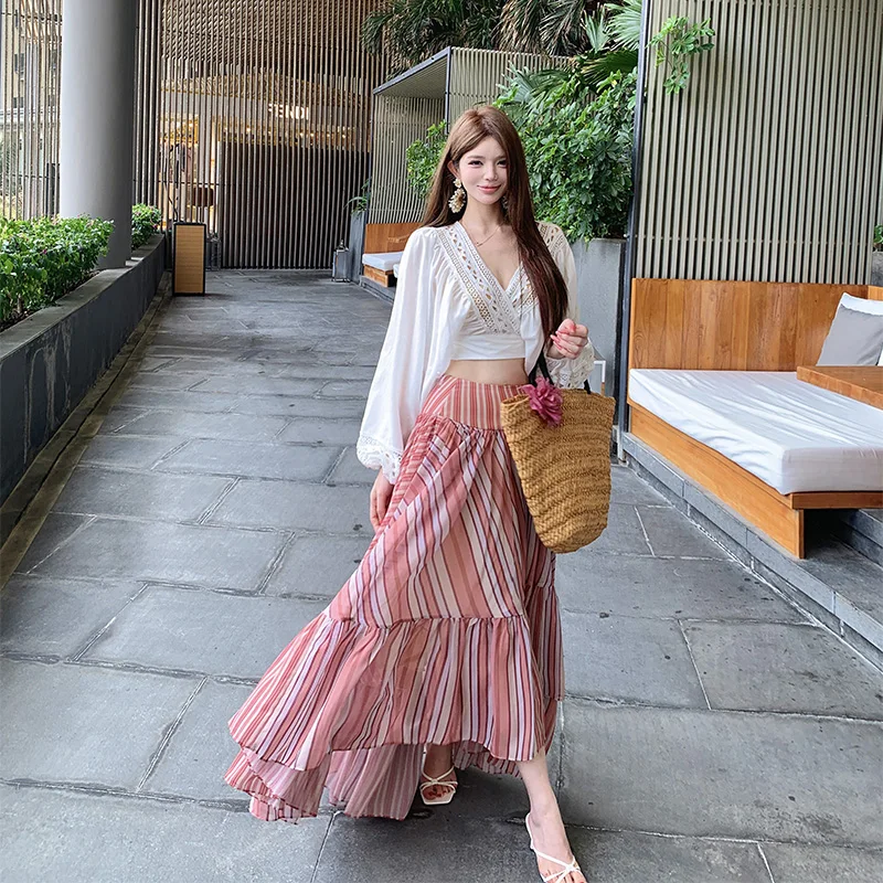 

Комплект для путешествий: асимметричная юбка с красными полосками и свободный топ в праздничном стиле для женщин, повседневный шик, полиэстер