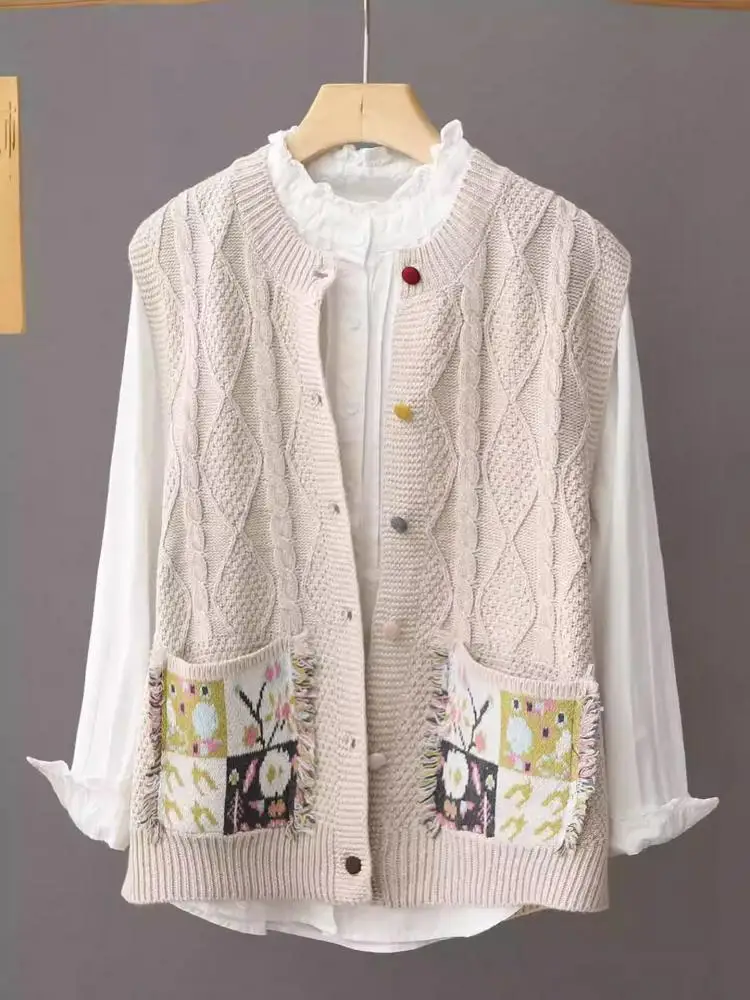 

Autumn Winter Patchwork Sleeveless Short Knit Tank Tops 2025 New Women Round Neck Long Sleeve Single Breasted Sweater Vest Trend