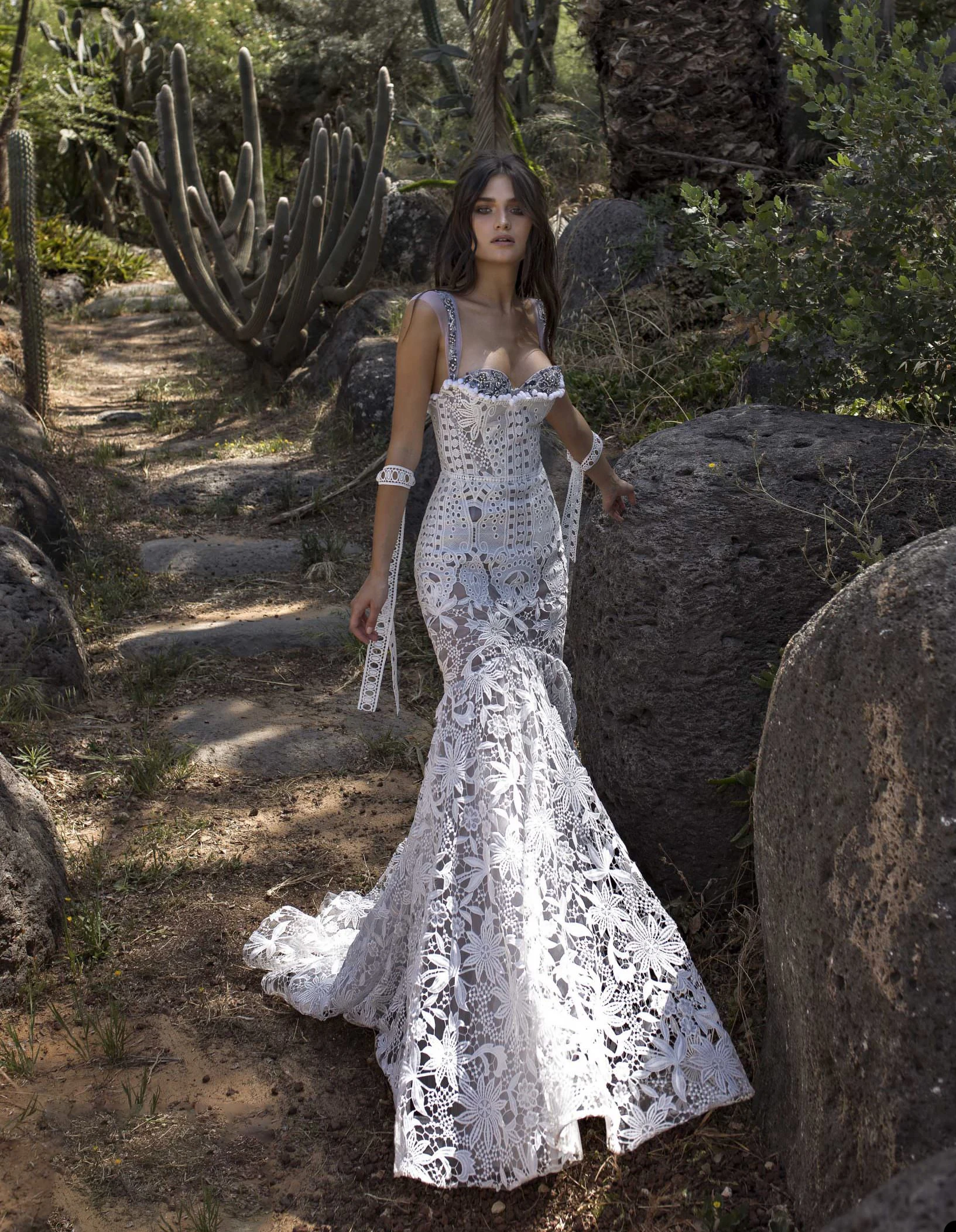 جديد حورية البحر فستان الزفاف زهرة الخرز الحبيب فساتين حفلات الرقبة فستان زفاف سستة فرشاة قطار الجلباب دي ماري حجم مخصص