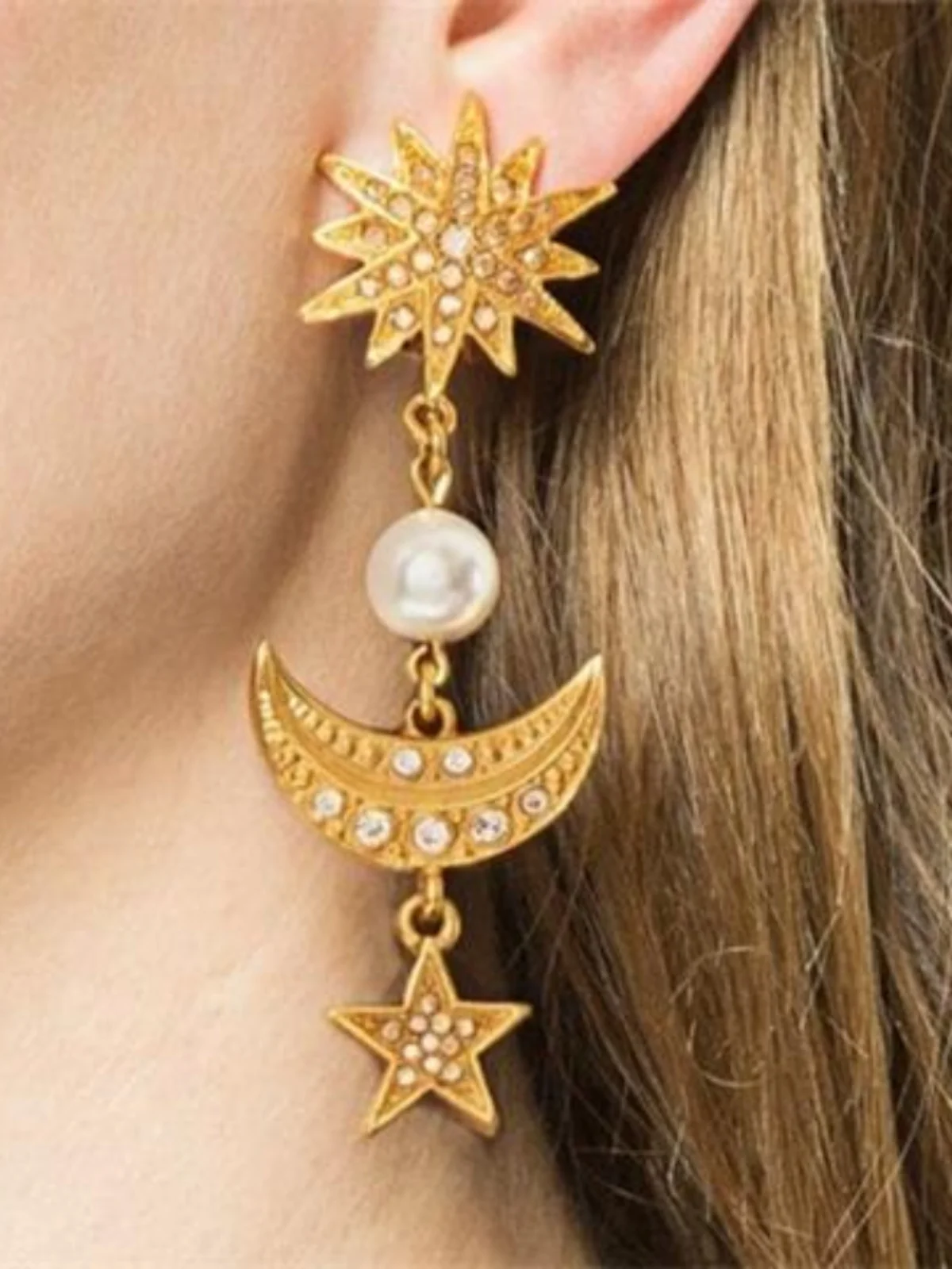 Star and moon shape pearl full of diamonds long exaggerated ear clips