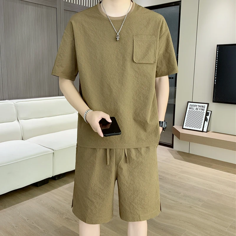 Conjunto Casual de Roupas Esportivas para Homens, Verão, Novo, Camiseta de Manga Curta em Seda Gelada, Calças Curtas, Roupas Masculinas de Alta Qualid
