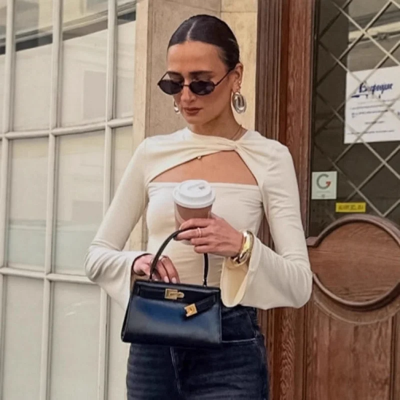 

French-style Hollow-out Knitted Long SleeveTWomen's-shirt2025Autumn Simple Elegant Inner Wear Round Neck Base Shirt Top