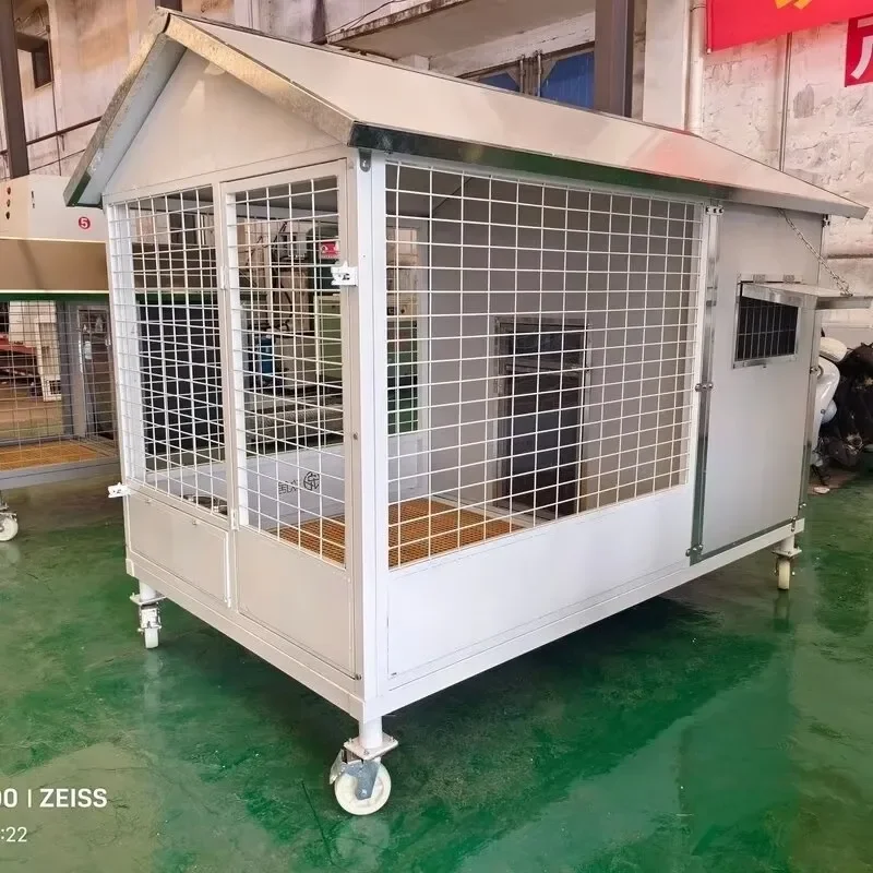 Large Metal Dog Outdoor Waterproof Frost-Proof Wind-Proof Warm House Villa Kennel with Courtyard Dog Run