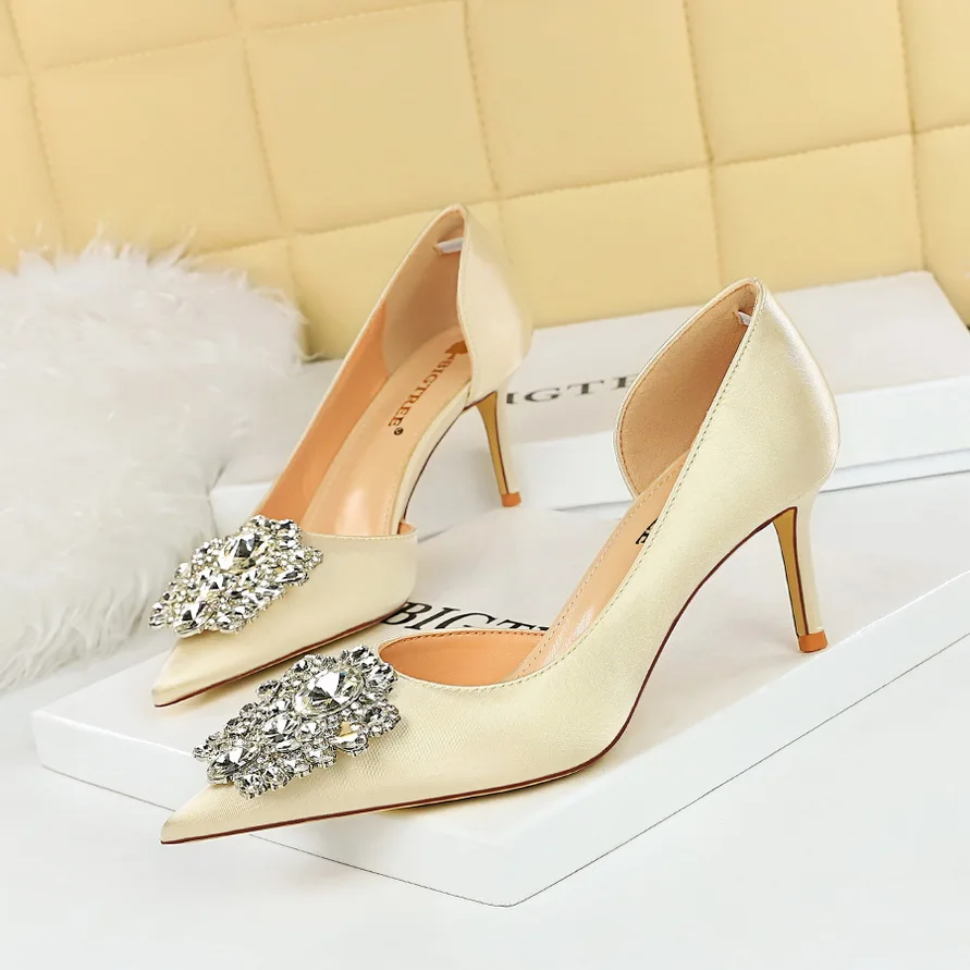 Rhinestone Kitten Heels Women Pumps Elegant Luxurious Banquet Shoes Pointed High Heels Lady Stilettos 7 Cm 10.5 Cm Heeled Shoes