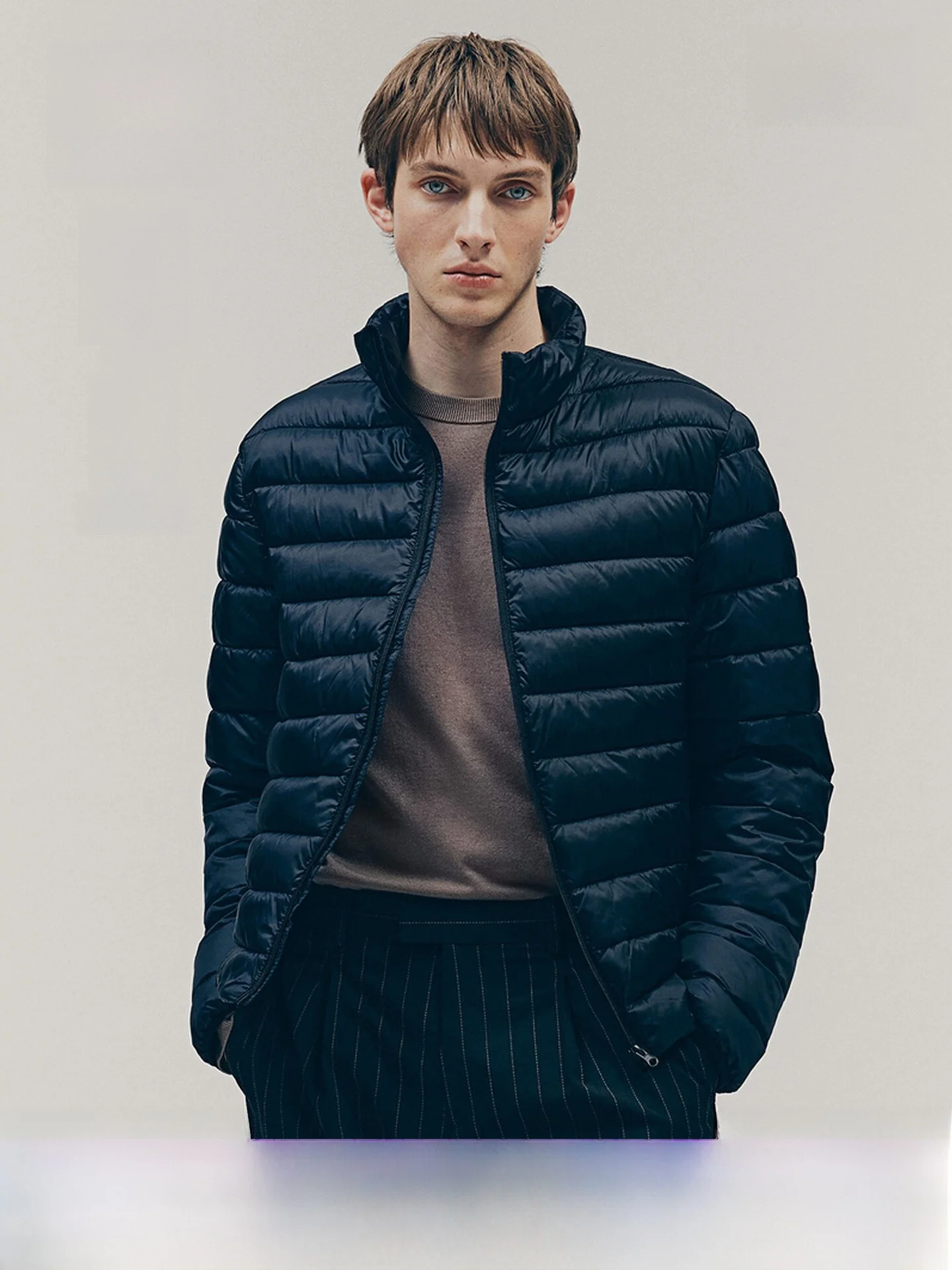 

Мужской хлопковый джет, легкий нейлоновый воротник-стойка на молнии, пухозащитный H & M, весна 2025 г., повседневная одежда, 00% полиэстер