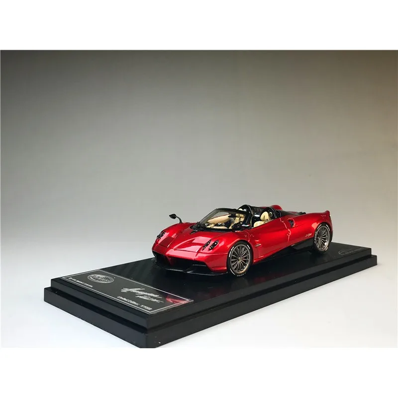 

Diecast Almost Real 1:43 Scale Convertible Huayra Alloy Car Model