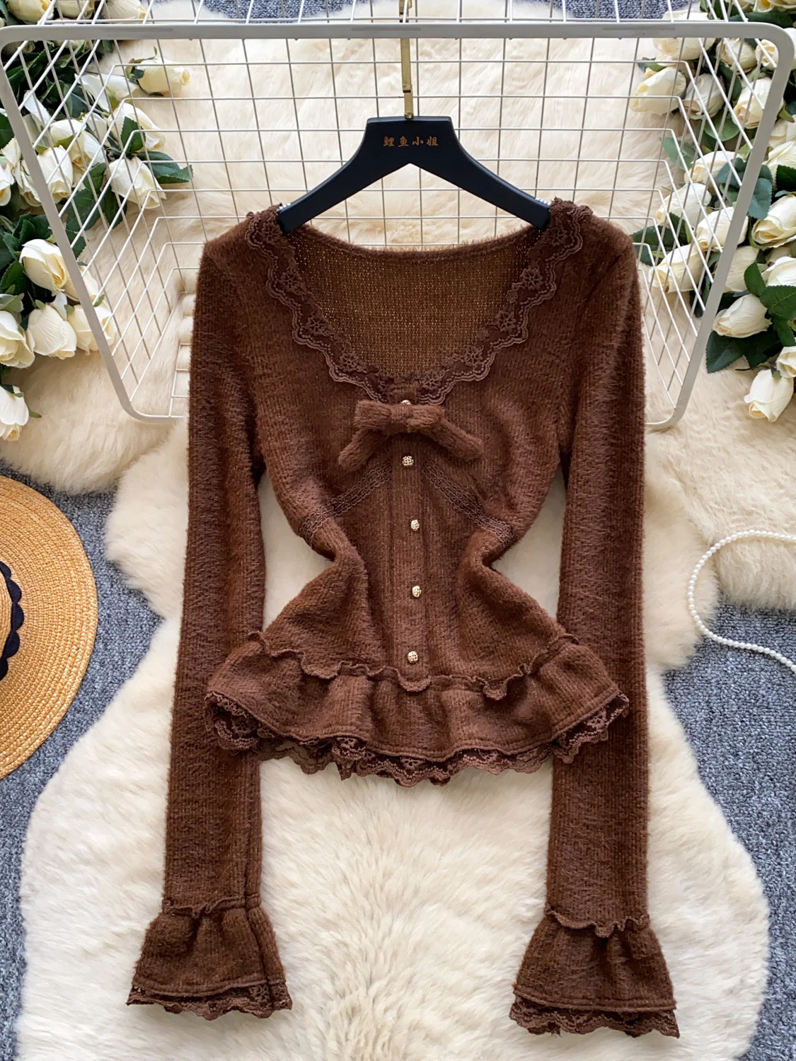 

Новинка 2026, осенне-зимний женский вязаный свитер с круглым вырезом и длинными рукавами, украшение в виде банта, кружевной лоскутный однотонный пуловер, топы