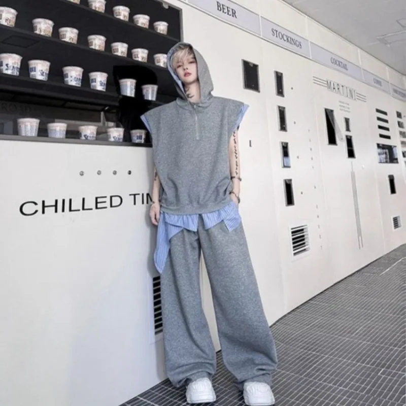 

Мужской летний спортивный комплект свободного кроя в американском стиле: модная толстовка с коротким рукавом и эффектом двухслойности, широкие брюки