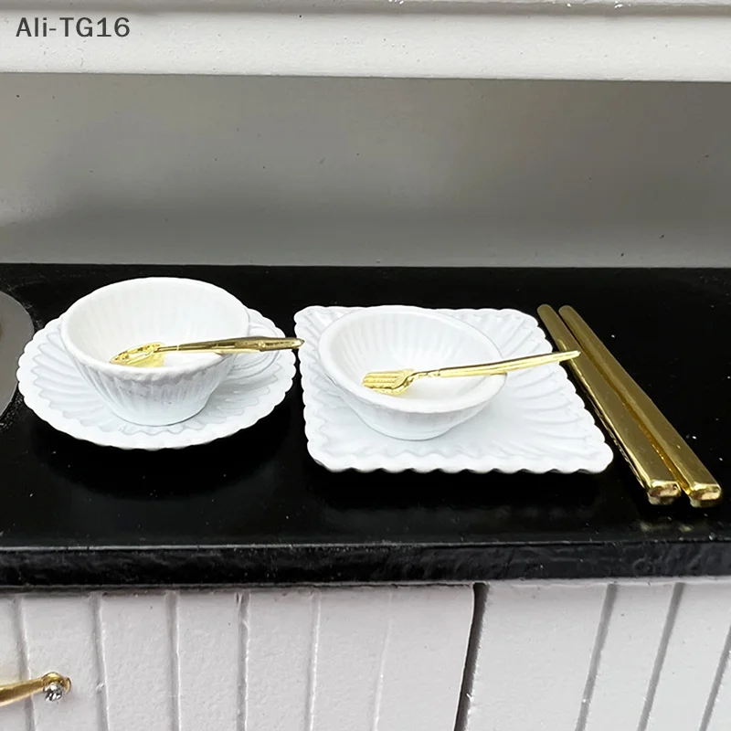 7 pz/set 1:12 casa delle bambole piatti in miniatura tazze da caffè forchette cucchiai in miniatura giochi di imitazione cucina giocattolo accessori per casa delle bambole