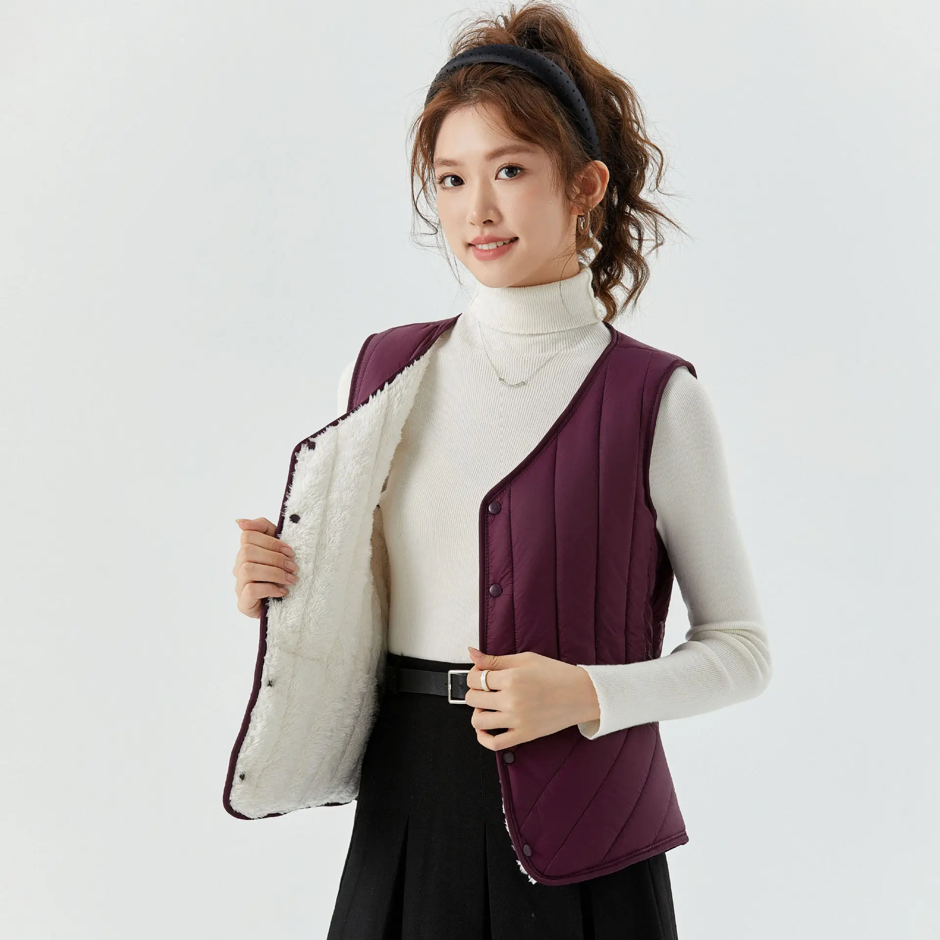 Winter New Fashion Women's Solid Color Striped Casual Trendy Sleeveless Single-breasted V-neck Wool Cotton Vests Female Clothes