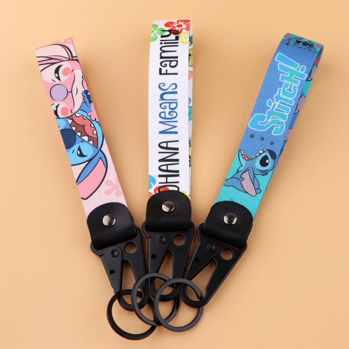 ديزني الكرتون سبيكة النسر الفم المفاتيح قلادة Stichi سيارة المفاتيح حبل الجلود المعدنية حقيبة للحمل الملحقات