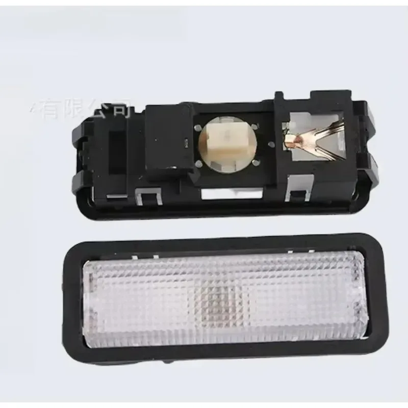 

Новинка для 1 шт. внутреннего потолочного светильника 636292, подходит для Fukang 1995-2007 годов для Elysee 2002 2003 2004 2013, автомобильная лампа для чтения в помещении