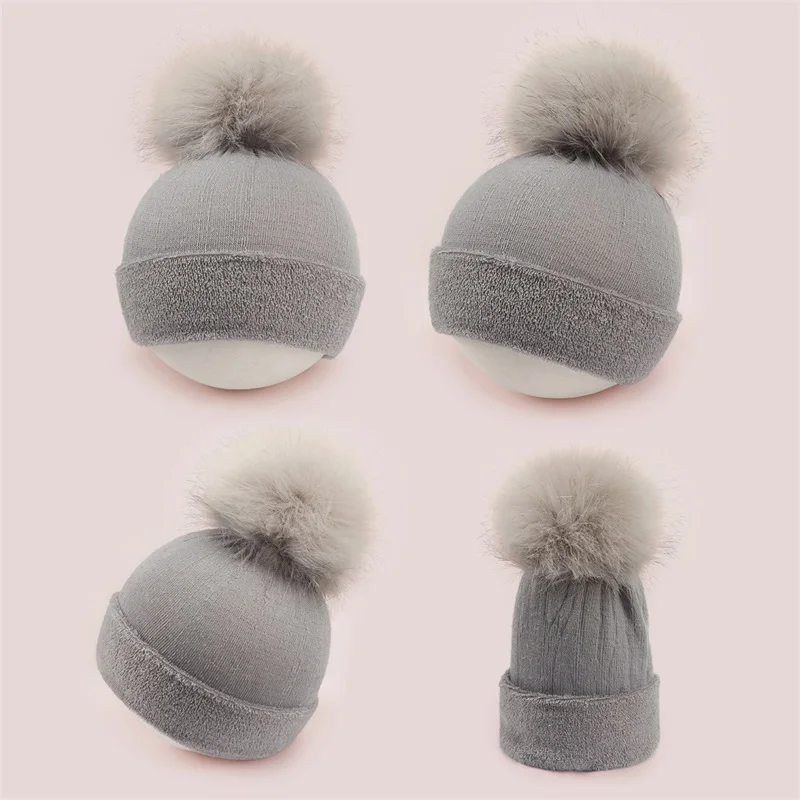 Adorable Winter Pom Pom Beanies for Babies Soft Warm Knitted Hats with Faux Fur Ball Infant Caps Cozy Solid Color Headwear