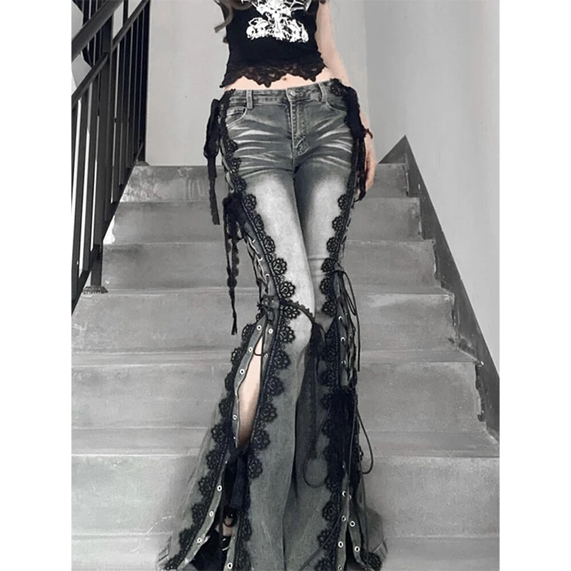 

Новые женские винтажные джинсы-клеш в корейском стиле Y2K с кружевными вставками, джинсовые брюки с низкой талией, разрезами и дизайном в стиле гранж Харадзюку, уличная мода