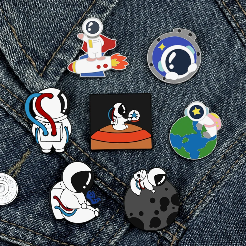 Cartoon Astronaut Enamel Lapel Pins Rocket Planet Earth Brooches Cute Women Men Badge Backpack Clothes Hat Fashion Jewelry Gifts