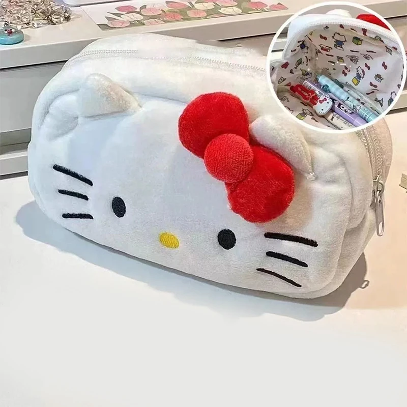 น่ารัก Sanrio Hello Kitty Cat ตุ๊กตาดินสอ Cinnamoroll แต่งหน้ากระเป๋าเครื่องสําอางสําหรับสาว Organizer เครื่องเขียนกระเป๋าเดินทาง