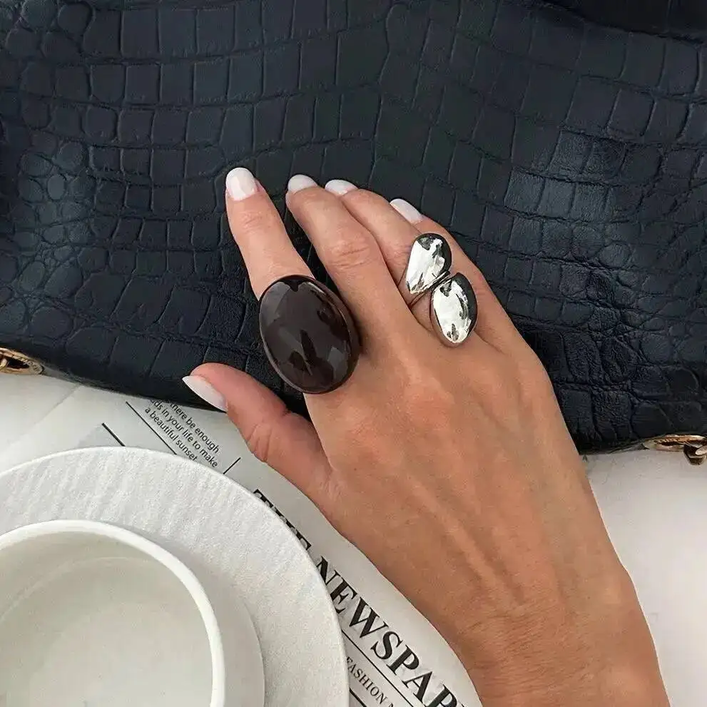 IngeSight.Z Y2K Boho breiter dicker Harz-Acryl-Ring-Set für Frauen, trendiges Metall, silberfarben, glatter Wassertropfen-Fingerring, Schmuck
